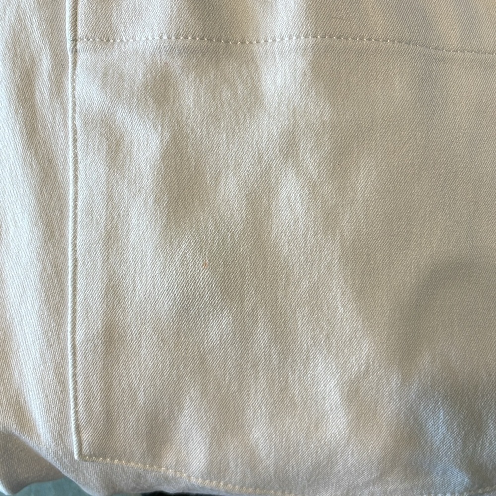 SPANX Like New White Flare Capris with Elastic Waistband Size Large - Picture 7 of 7